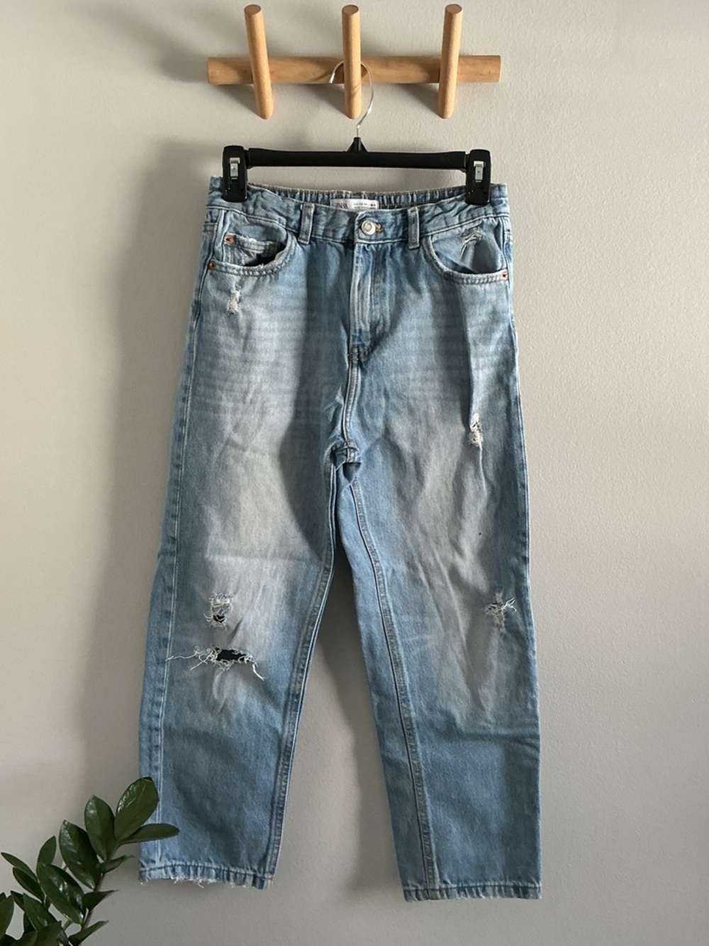 Zara Mom Fit Jeans